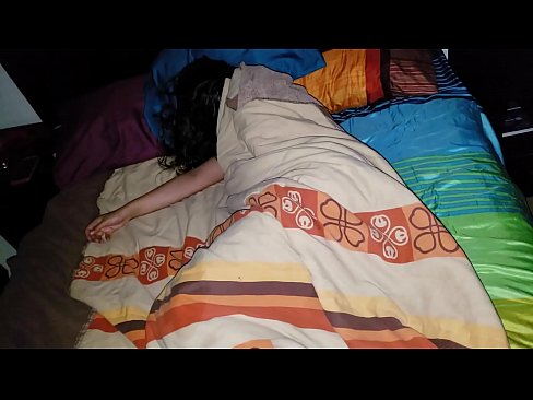 ❤️ Посинак грди своју младу маћеху док она спава. ☑ Порно видео на sr.pornoboden.ru ❌❤